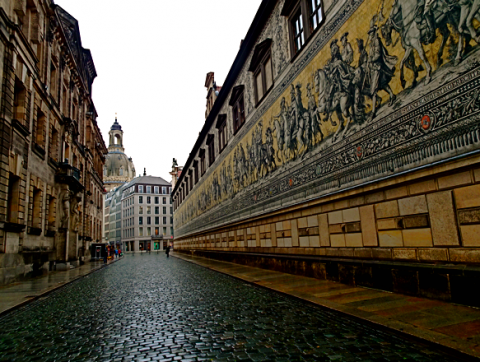 Fürstenzug Dresden bei Regen