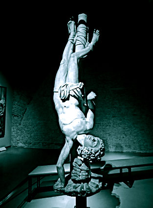 Statue von St. Agapitus im Dommuseum Mailand