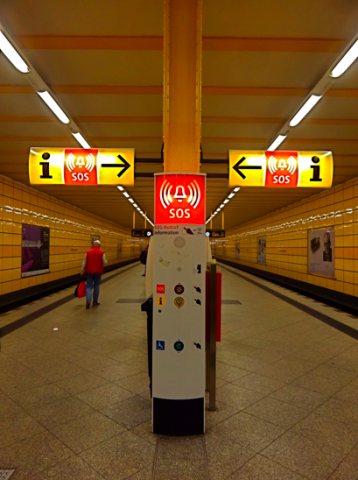 BVG U-Bahnhalt