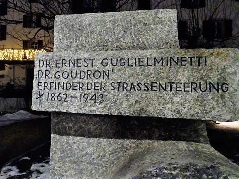 Das Goudron-Denkmal für Ernest Guglielminetti bei der Saltinabrücke in Brig