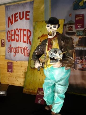 Im Museumszelt der „Historischen Gesellschaft Bayerischer Schausteller e.V.“
