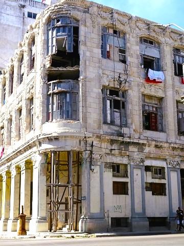 Verfall und Weiternutzung in der Altstadt Havannas
