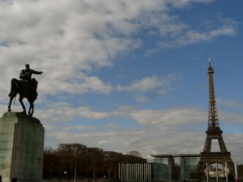 Marsfeld und Eiffelturm